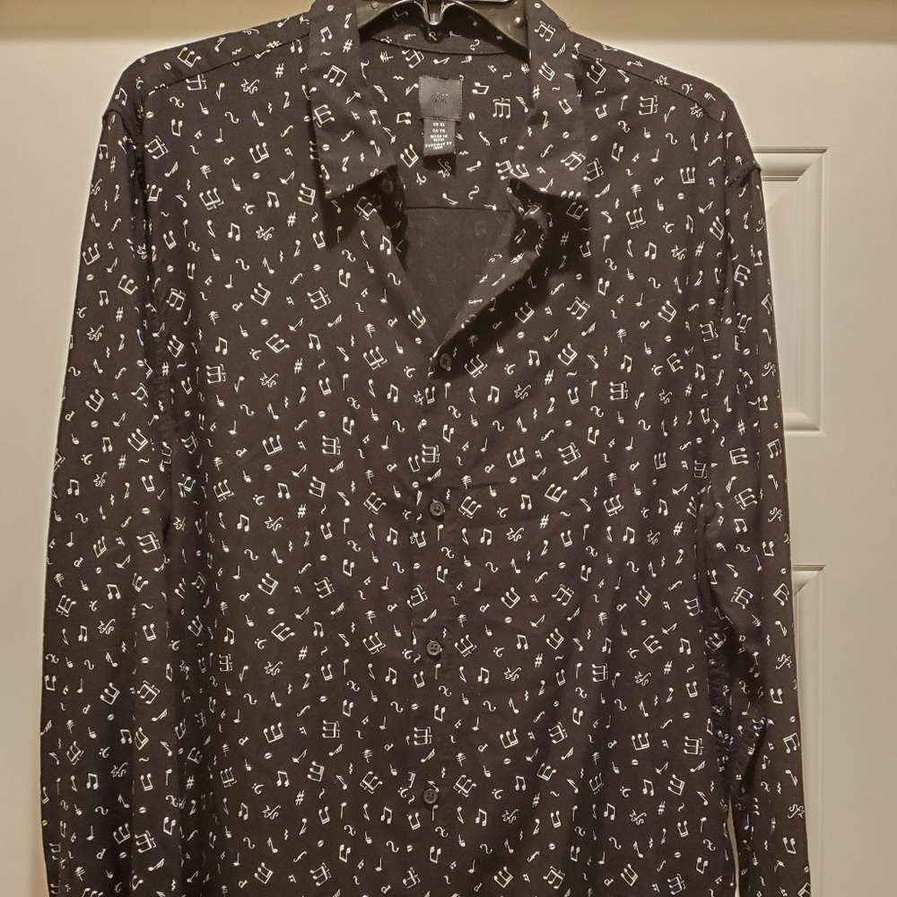 H&M womans button down shirt